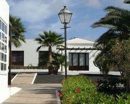 מלון דירות Jardines Del Sol 4*