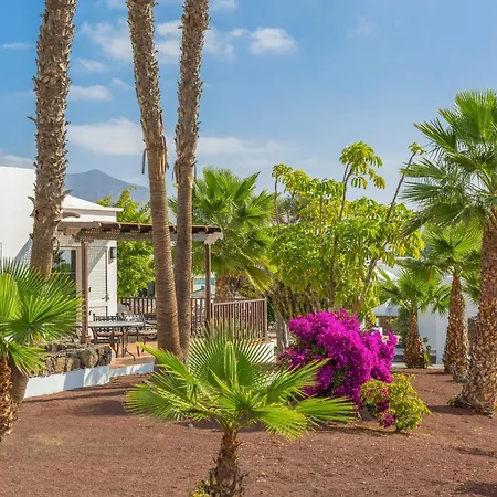 מלון דירות Jardines Del Sol 4*