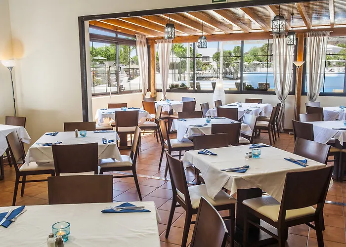 Aparthotel Jardines Del Sol 4*