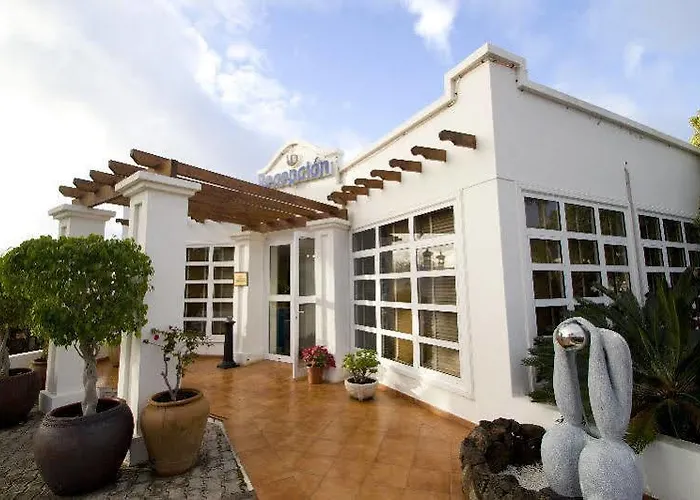 Aparthotel Jardines Del Sol 4*