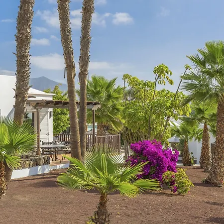 Апарт-готель Jardines Del Sol