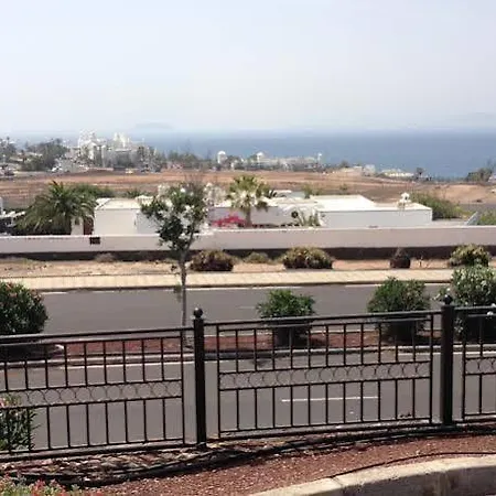 Jardines Del Sol アパートホテル