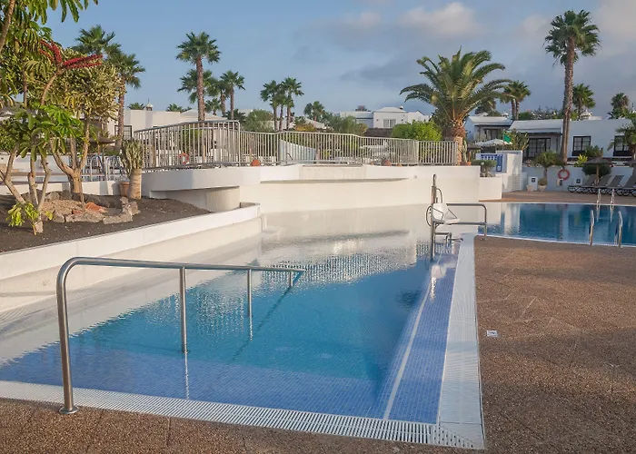 Jardines Del Sol מלון דירות 4*