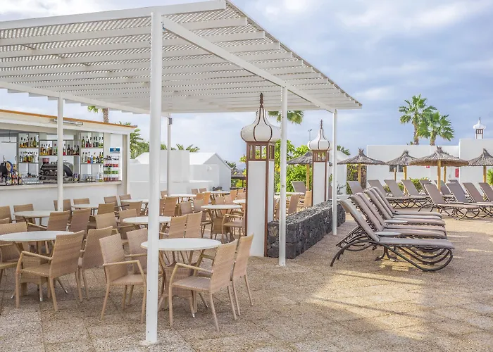 Aparthotel Jardines Del Sol Playa Blanca (Lanzarote)