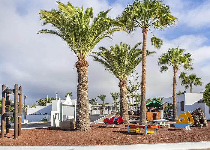 Jardines Del Sol Aparthotel Playa Blanca (Lanzarote)